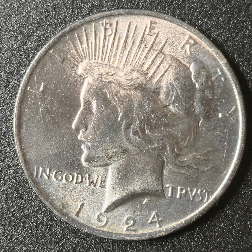 1924 Silver Peace Dollar 90% silver